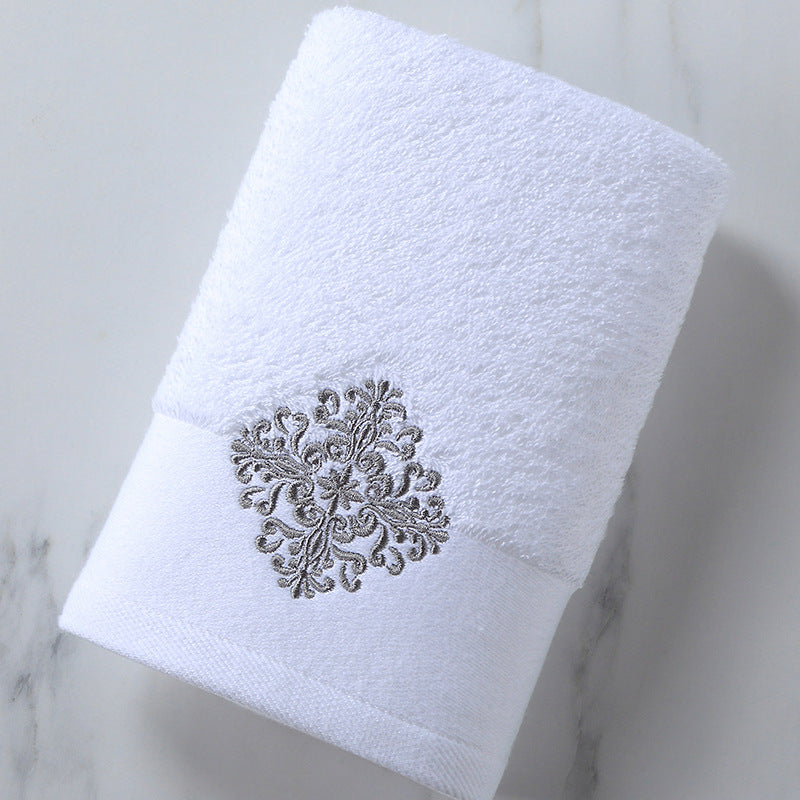 Serviettes de bain luxueuses en coton