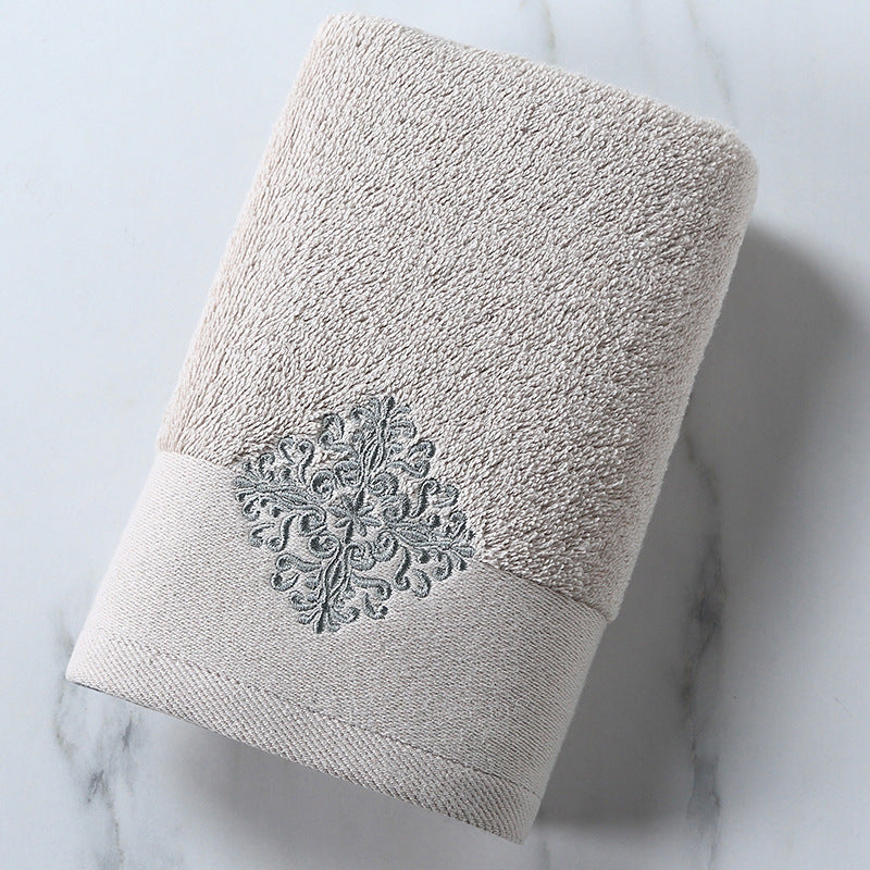 Serviettes de bain luxueuses en coton