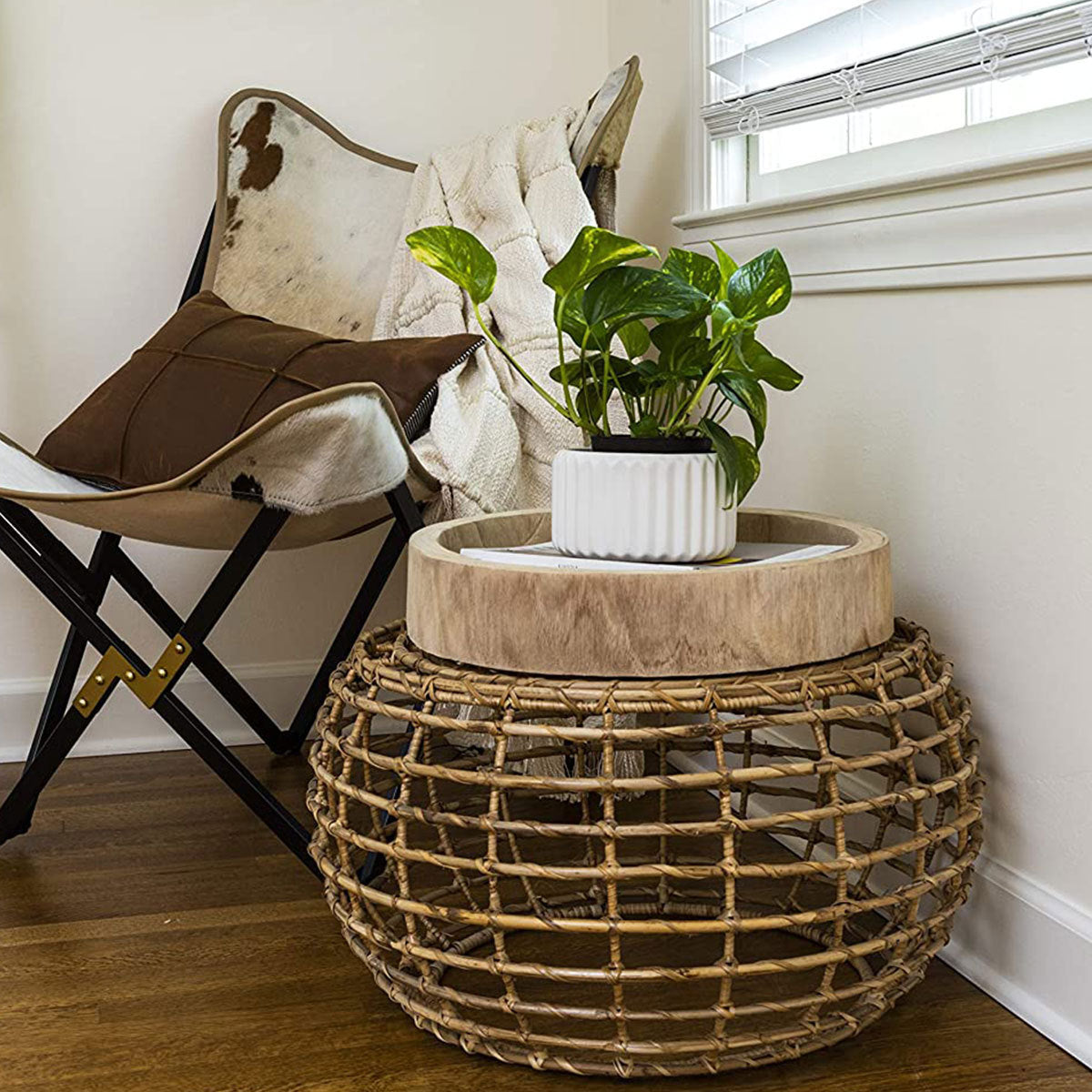 Elegant Round Solid Wood Desktop Tray