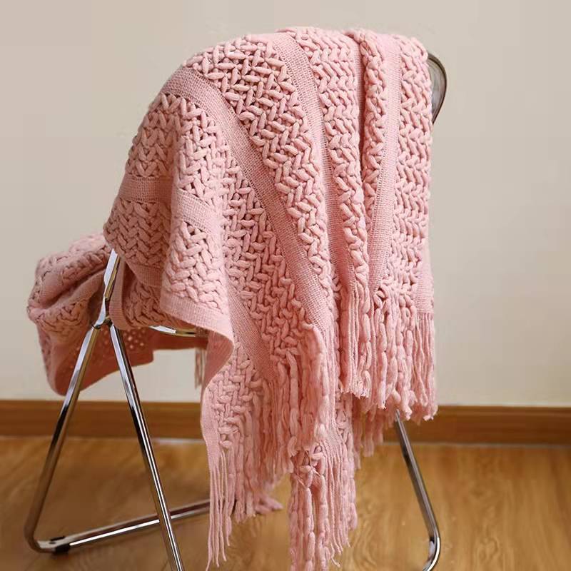 Elegance Écru Knitted Blanket