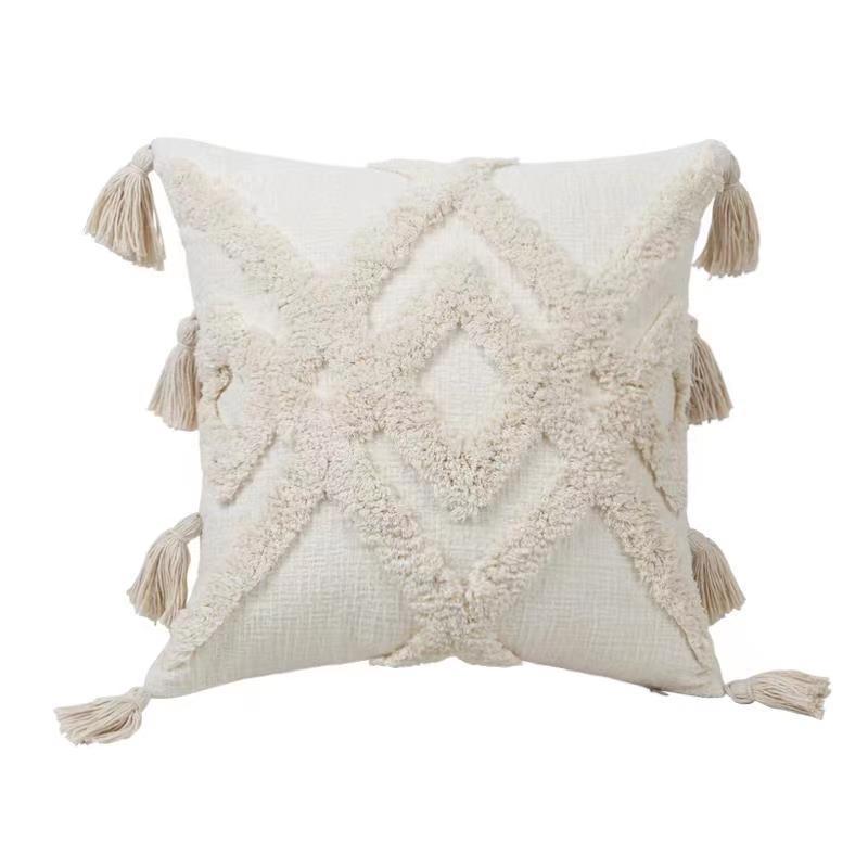 Élégance Tufted Cushion Cover